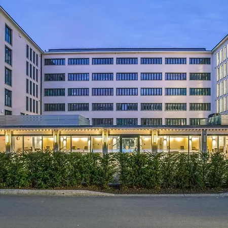 Apartment Moon Binz